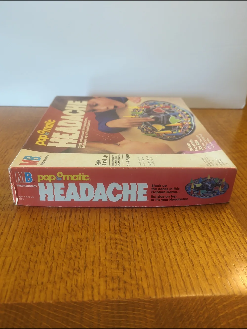 1986 Pop O Matic MB HEADACHE Board Game Cone Pcs CAPTURE GAME Complete Vintage